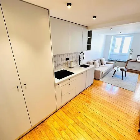 Apartman Center Flat For 6 Pp