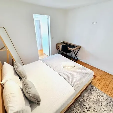 Apartamento Center Flat For 6 Pp *
