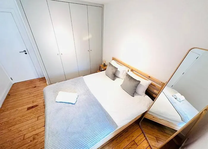 Center Flat For 6 Pp * Lissabon